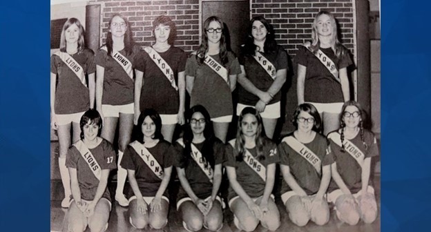 1972 Girls Basketball Team